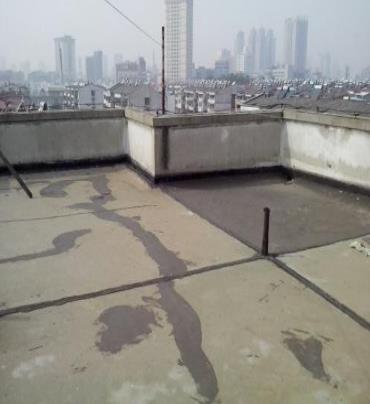 灌南漏水维修 楼顶漏水是什么原因，楼顶漏水维修方法是什么?